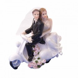 bryllupsfigur brudepar på scooter